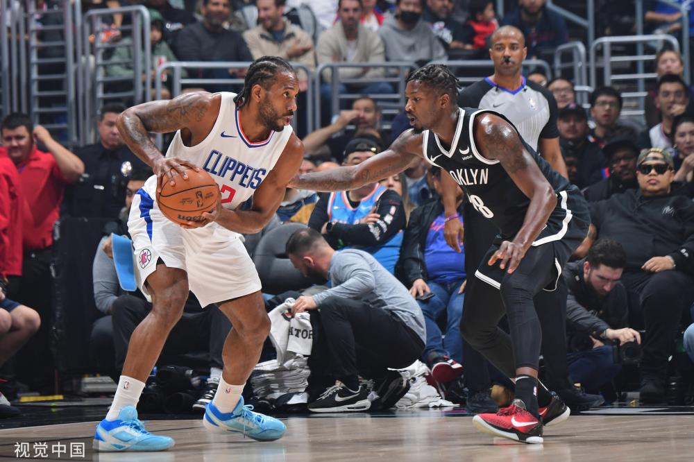 日本队却显 日本队却显