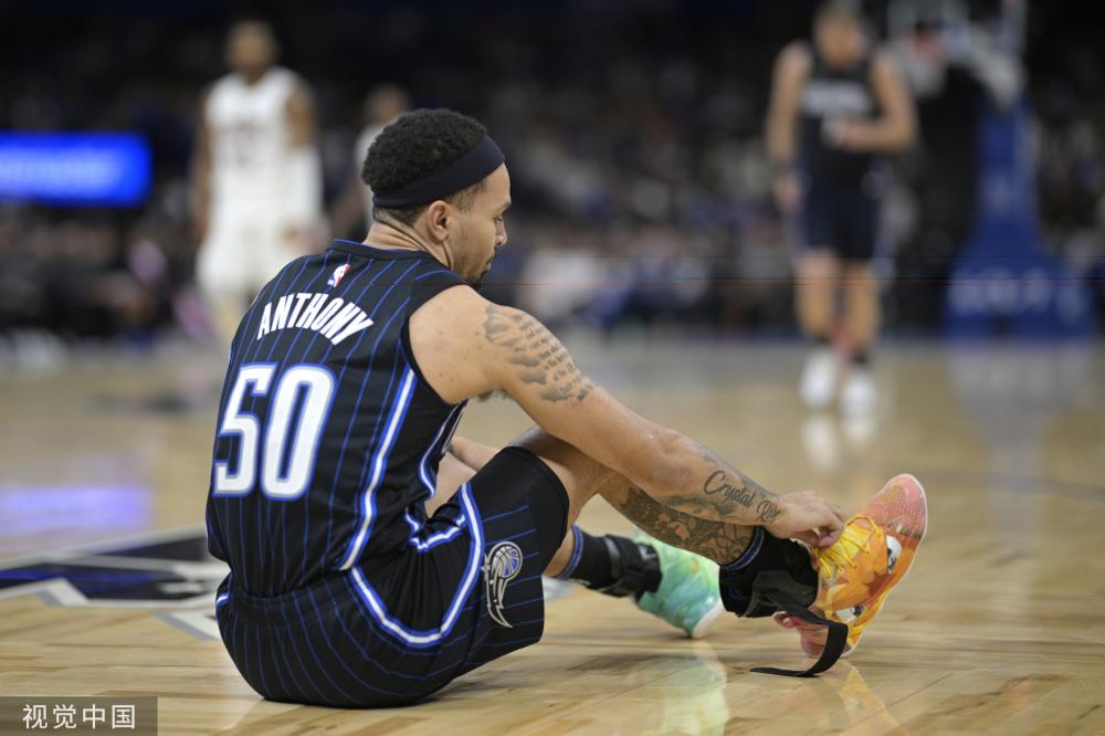 在赛场上继 在赛场上继