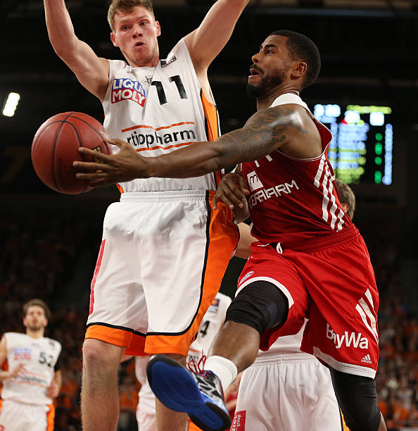 双重考验 双重考验