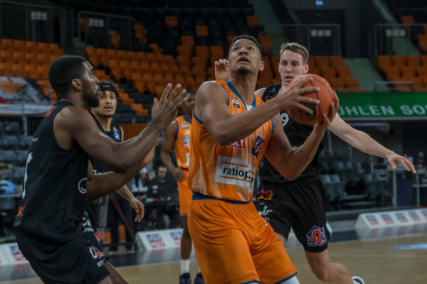 角度更封闭 角度更封闭