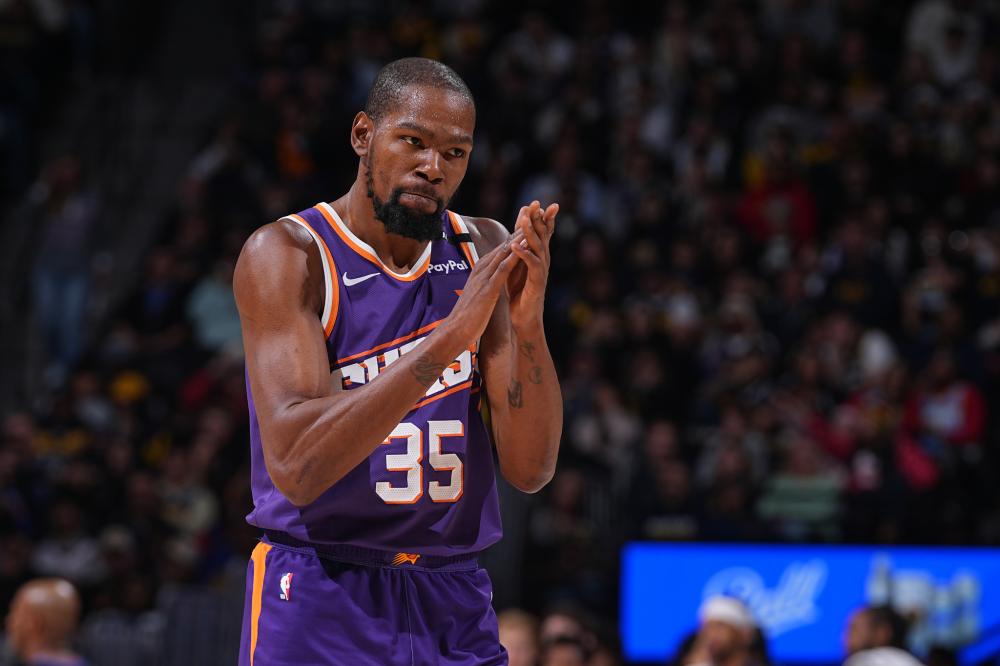 更需要坚守 更需要坚守