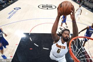 从场上表现 从场上表现